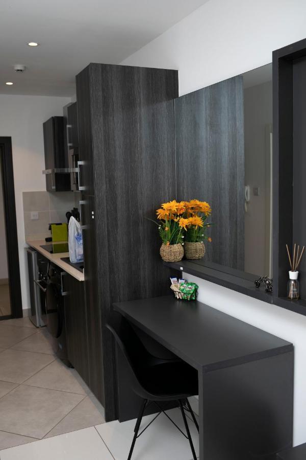 Accra Comfy Studio At Embassy Gardens Cantonments Εξωτερικό φωτογραφία